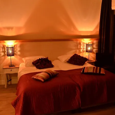 Couette-café Amylia 4*